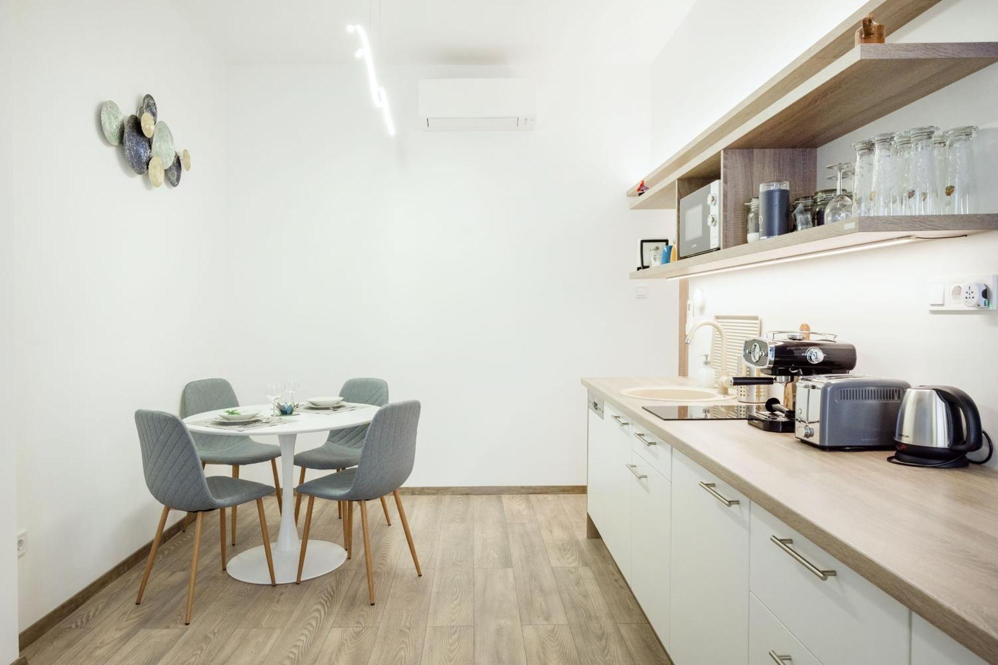 Elemental Retreats - Wood & Water Studios Βουδαπέστη Εξωτερικό φωτογραφία